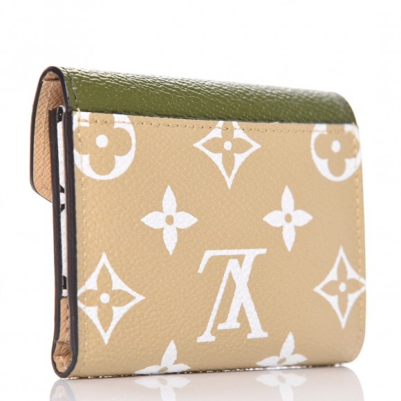 l**is V*t*n monogram giant zoe wallet khaki m67640