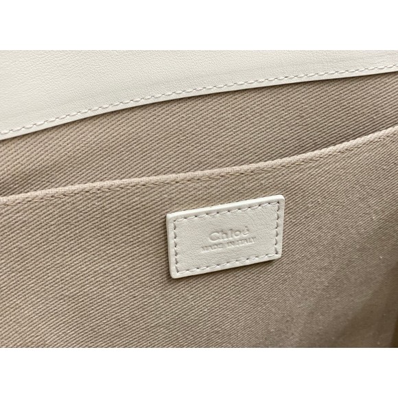Chloe Woody Medium Tote Bag In White Calfskin