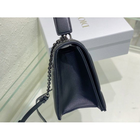D*or 30 montaigne chain bag with handle in black lambskin