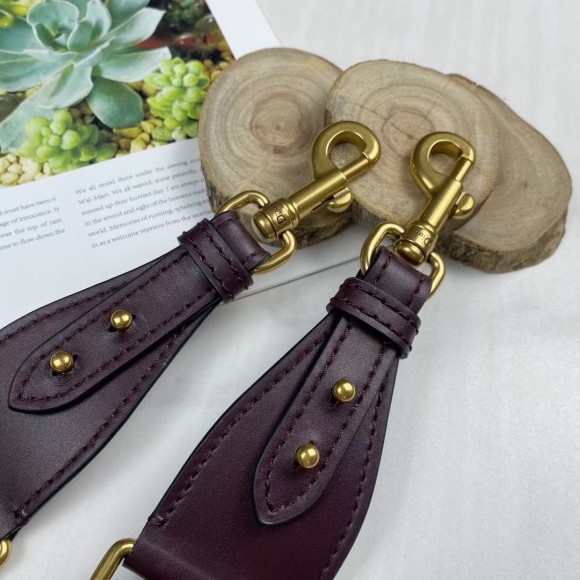 D*or shoulder strap in bordeaux oblique embroidery with medallions