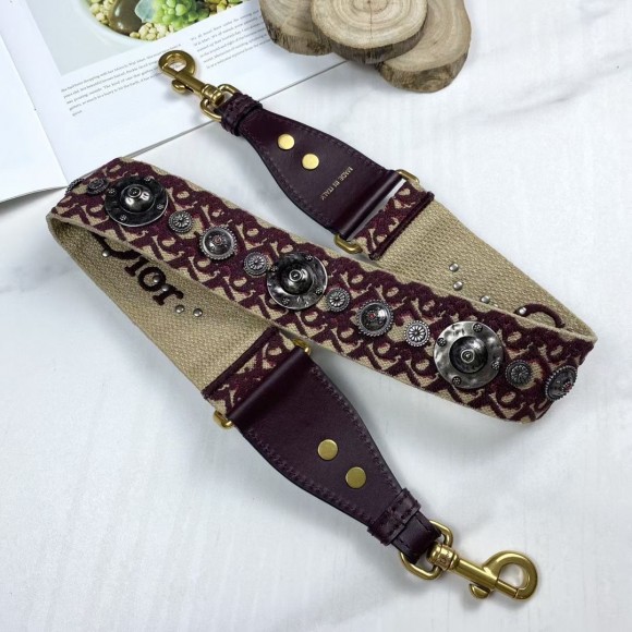 D*or shoulder strap in bordeaux oblique embroidery with medallions