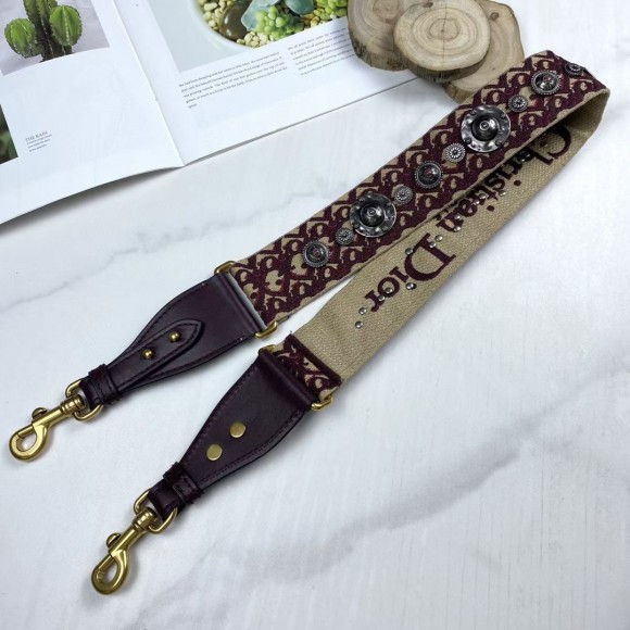 D*or shoulder strap in bordeaux oblique embroidery with medallions