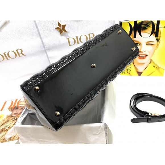 D*or lady D*or large bag in black patent cannage calfskin