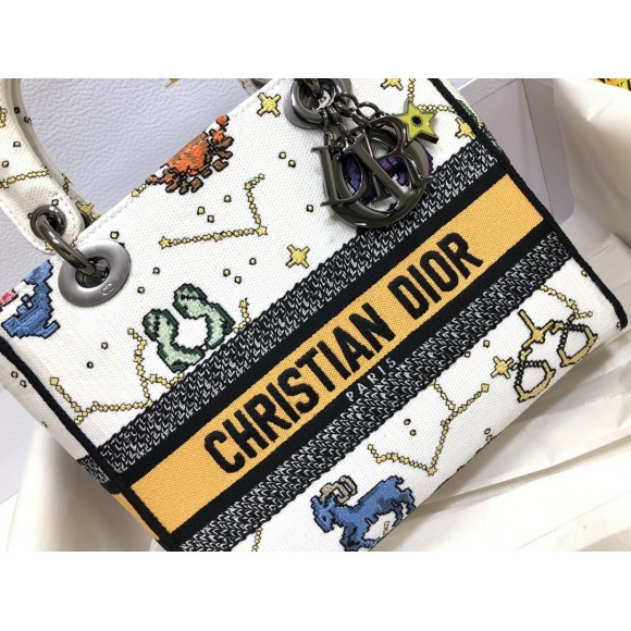 D*or lady d-lite medium bag in white pixel zodiac embroidery