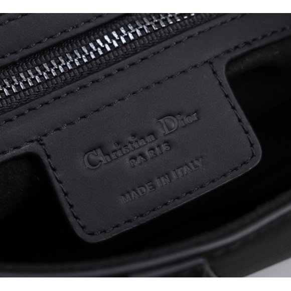 D*or saddle bag with strap in black ultramatte calfskin