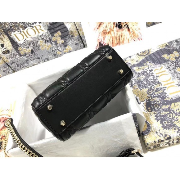 D*or lady D*or mini bag with chain in black cannage lambskin