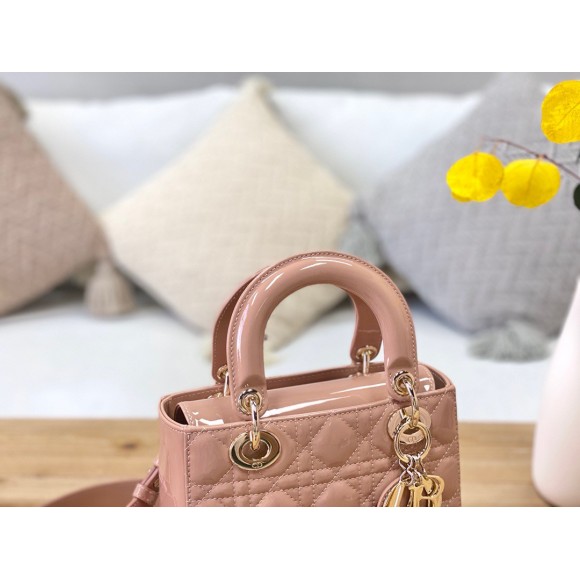 D*or small lady D*or bag in powder patent cannage calfskin