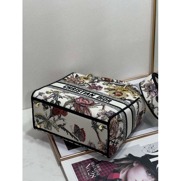 D*or lady d-lite medium bag in white jardin botanique embroidery