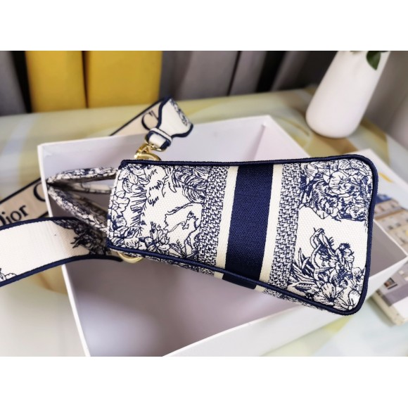D*or lady d-lite medium bag in blue multicolor rêve d'infini embroidery