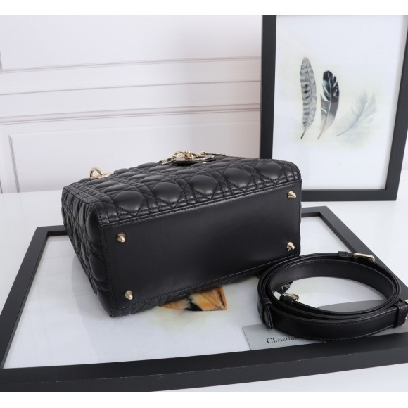 D*or lady D*or medium bag in black lambskin with enamel charm