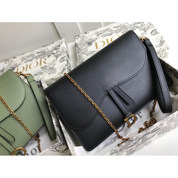 D*or saddle chain pouch in black grained calfskin
