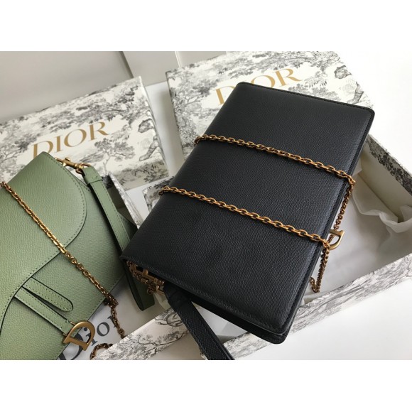 D*or saddle chain pouch in black grained calfskin