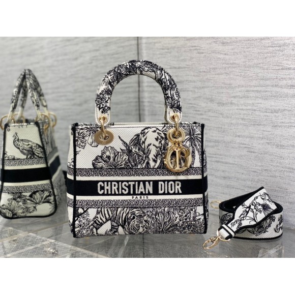 D*or lady d-lite medium bag in white toile de jouy voyage embroidery