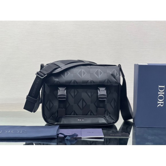 D*or explorer messenger bag in black cd diamond mirage ski capsule nylon