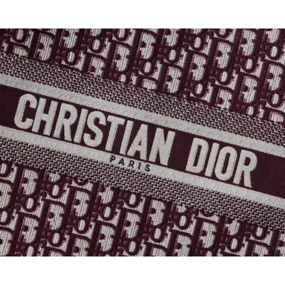 D*or medium book tote bag in bordeaux D*or oblique embroidery