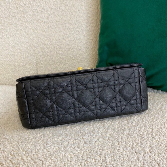 D*or caro medium bag in black cannage calfskin