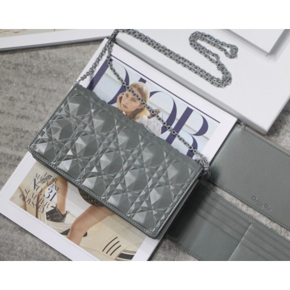 D*or lady D*or chain pouch in grey diamond calfskin