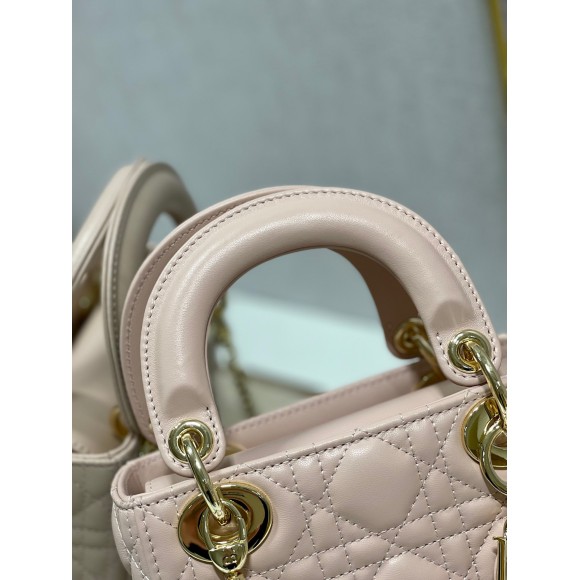 D*or lady D*or mini bag with chain in powder cannage lambskin