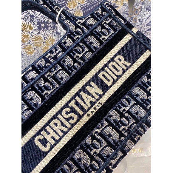 D*or mini book tote bag in blue velvet oblique embroidered