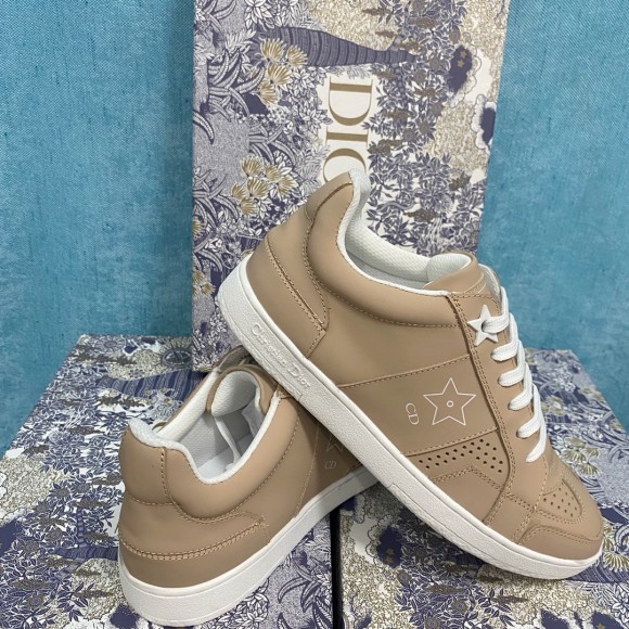 D*or star low-top sneakers in beige calfskin
