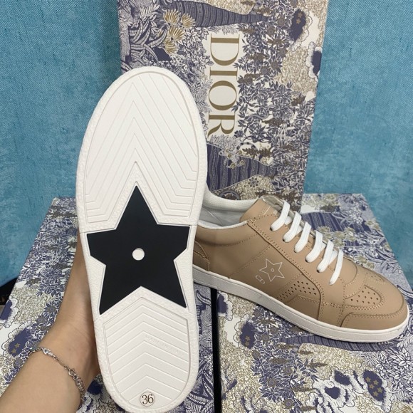 D*or star low-top sneakers in beige calfskin