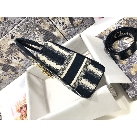 D*or lady d-lite medium bag in blue d-stripes embroidery