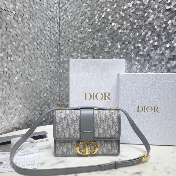 D*or 30 montaigne medium bag in grey D*or oblique jacquard