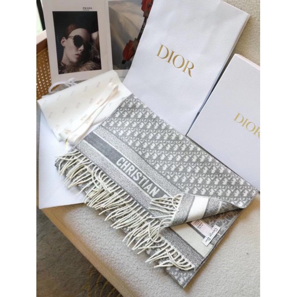 D*or oblique scarf in grey cashmere