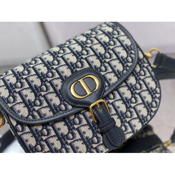 D*or bobby medium bag in blue D*or oblique jacquard