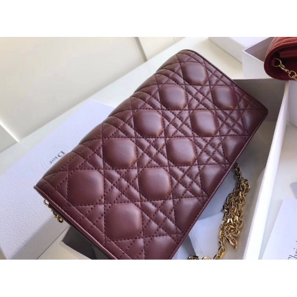 D*or lady D*or chain pouch in bordeaux cannage lambskin