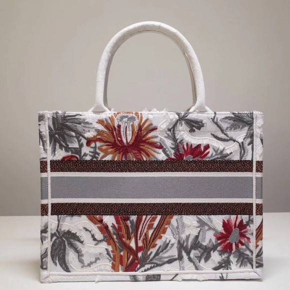 D*or medium book tote in white camouflage with multicolored flowers