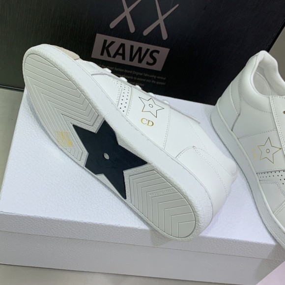 D*or star sneakers in white calfskin with gold star