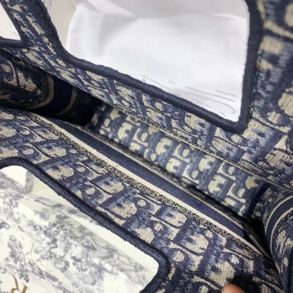 D*or mini book tote bag in blue D*or oblique embroidery
