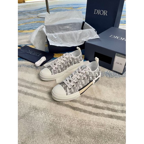 D*or men's b23 low-top sneakers in white and black oblique canvas