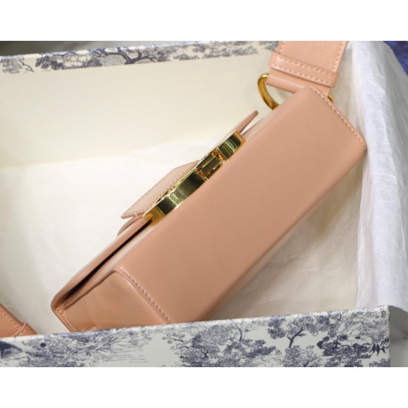D*or 30 montaigne box bag in powder box calfskin