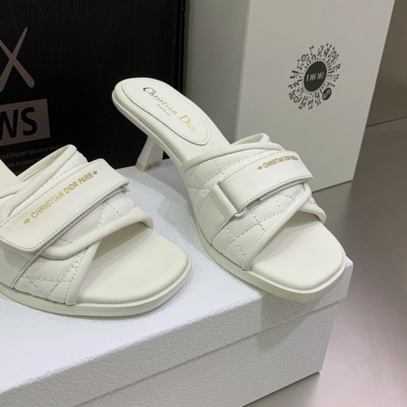 D*or dio(r)evolution heeled slides in white calfskin