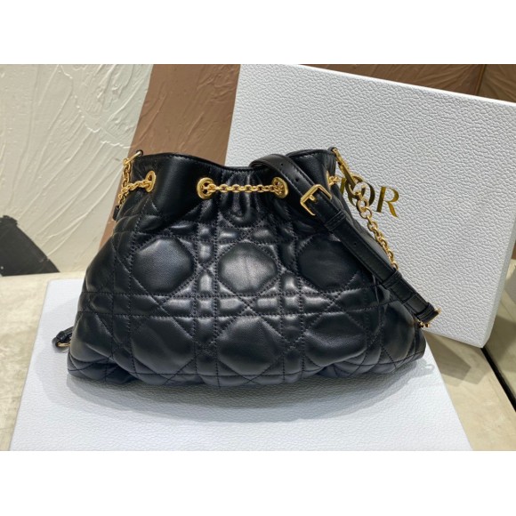 D*or ammi medium bag in black macrocannage lambskin