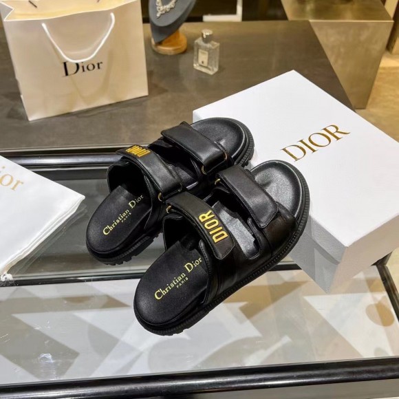 D*or D*oract slides in black lambskin