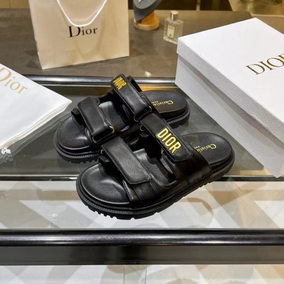 D*or D*oract slides in black lambskin
