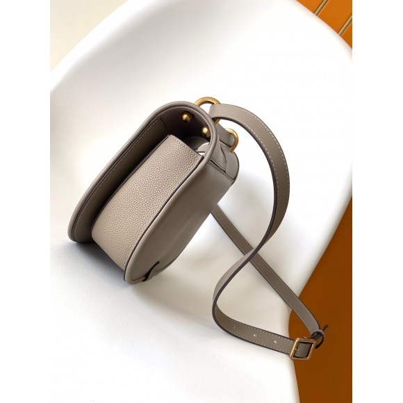F**di c’mon medium bag in grey calfskin