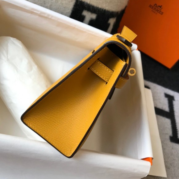 H**mes kelly pochette clutch bag in yellow epsom leather