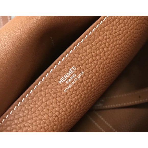 H**mes halzan 31cm bag in gold clemence leather