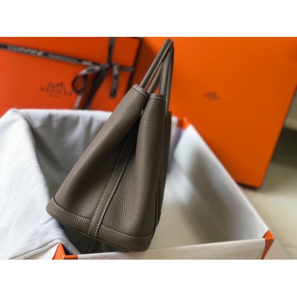 H**mes garden party 30 bag in taupe clemence leather