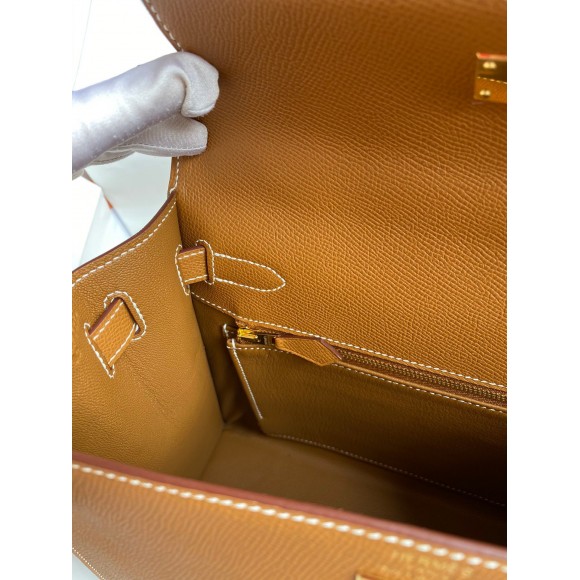 H**mes kelly sellier 28 handmade bag in gold epsom calfskin