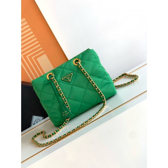 Pra*a re-edition 1995 tote bag in green re-nylon