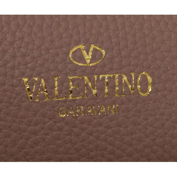 Valentino Rockstud Medium Tote In Beige Grained Leather